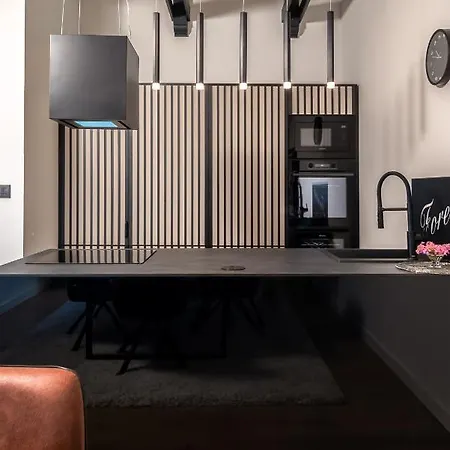 Forever Apartment *